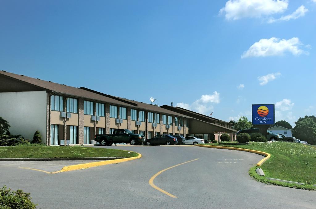 Comfort Inn Belleville Exterior photo