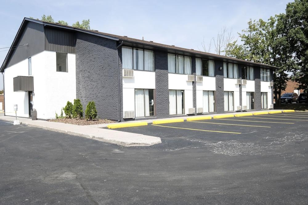 Comfort Inn Belleville Exterior photo